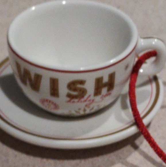 StarbucksWISHCHRISTMAS TreeTEACUP and attached SAUCER ORNAMENT2006New - Picture 2 of 13